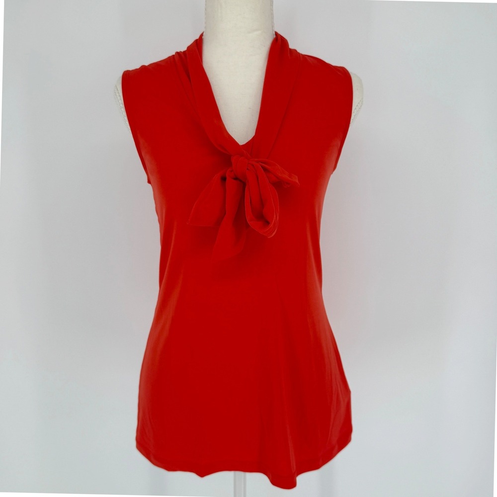 Banana Republic Tie Neck Sleeveless Blouse S Red Stretch Office Siren Prep Chic